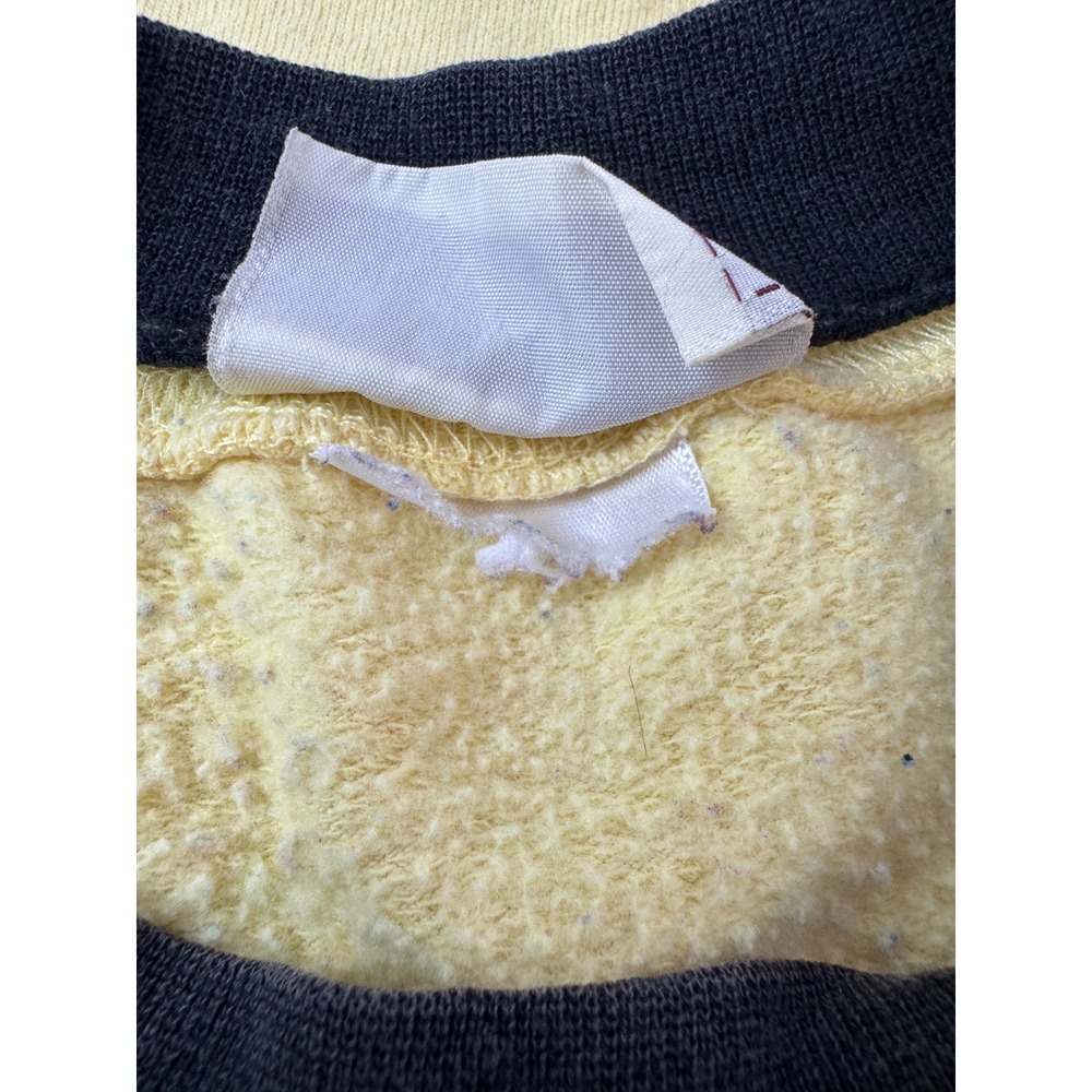 Vintage Birdhouse Embroidered Sweatshirt Yellow Cottagecore Crewneck Pullover M - Picture 12 of 12